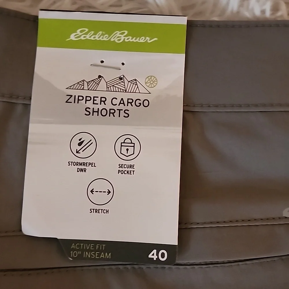 Eddie Bauer Men's Gray  Casual Shorts  Brand New